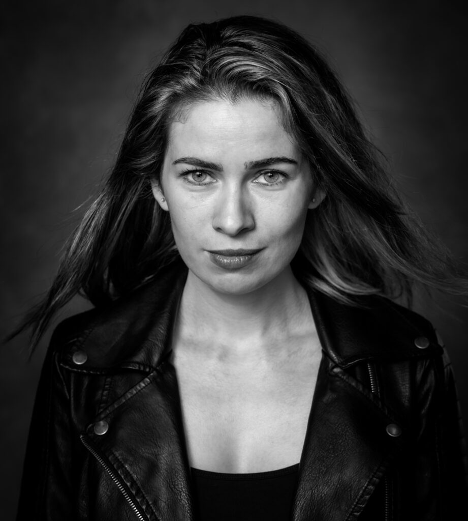 Portretfotograaf in Woerden - zwartwit portret door Ed van der Weijden
